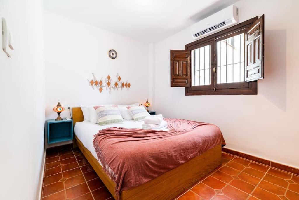 Wekey Homes Albaicin, A Los Pies De La Alhambra Granada Exterior foto